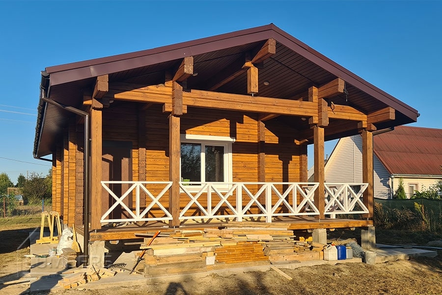 Одноэтажный деревянный дом из бруса 11х7 с крыльцом террасой✅Реальные фото✅Выполним все строительные работы✅Индивидуальные и готовые проекты✅+375291863363.

